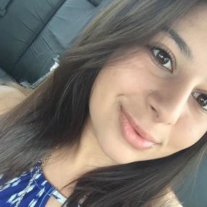 Meet your Posher, Isabella